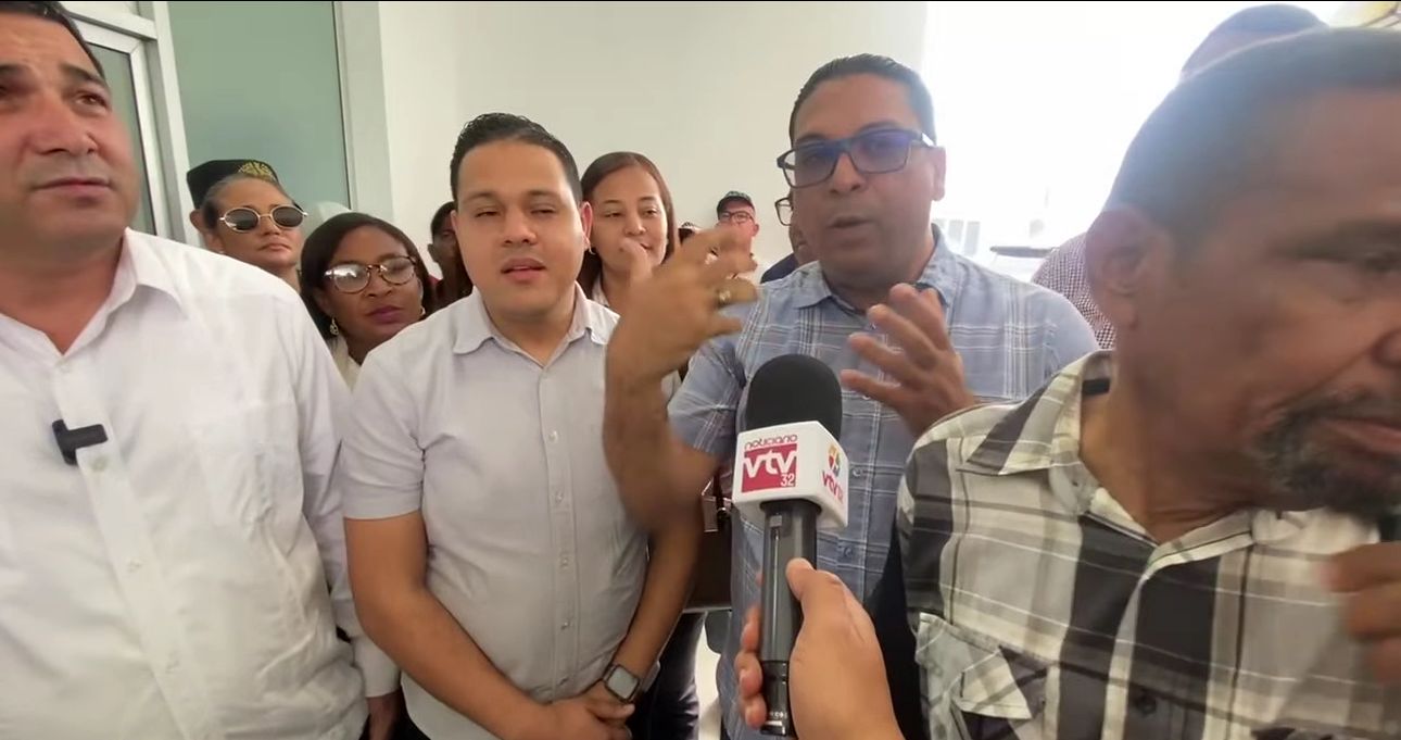 Mitchell Corona: Cuestión de dias la entrega del remozamiento de Sala de Internamiento en Hospital Ramón Adriano Villalona.