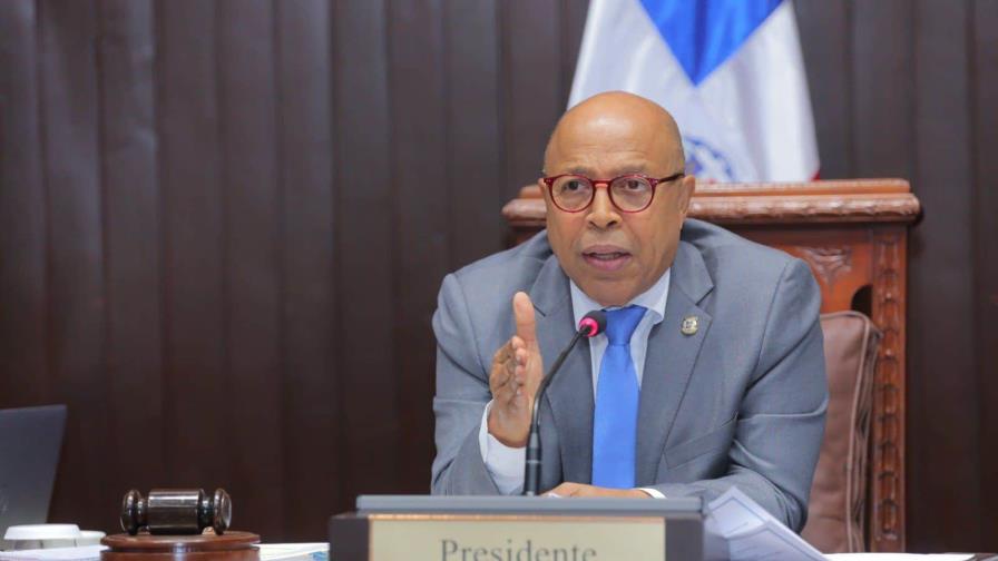 Aprueban nueva ley de contrataciones que encarcelaría a funcionarios que negocien con el Estado